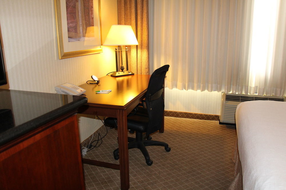 Holiday Inn Denver Lakewood By Ihg Dış mekan fotoğraf